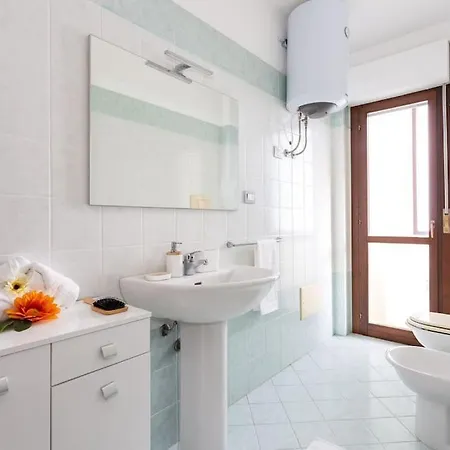 Tirso Casa In Centro Free Parking & Wifi * אוריסטאנו